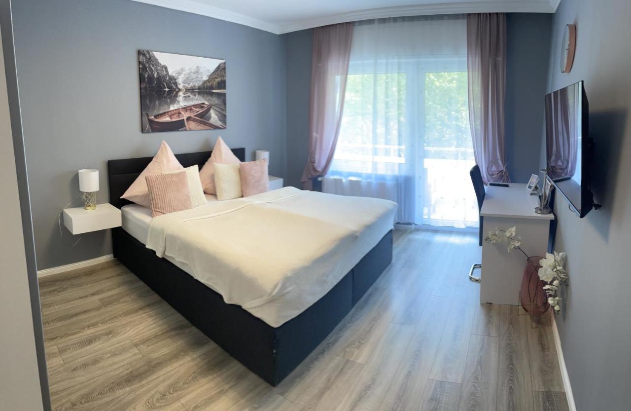 Family Apartment Karlsruhe Dış mekan fotoğraf